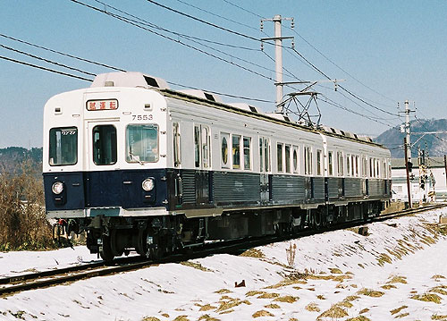 丸窓ラッピング電車試運転写真3