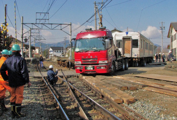 中塩田駅