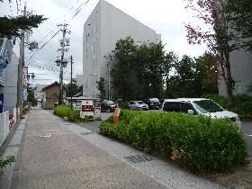 横町（生垣）