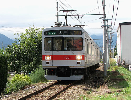 赤坂上駅から二つ目の踏切付近の画像