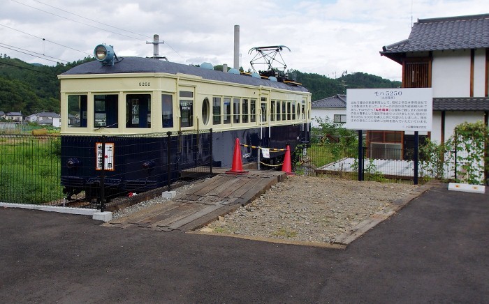 丸窓電車モハ5252の画像