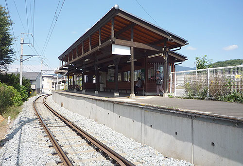 大学前駅（別所温泉側）の画像