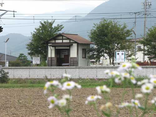 舞田駅北側から望むの画像