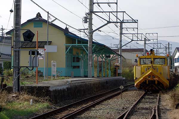 中塩田駅（上田側）の画像