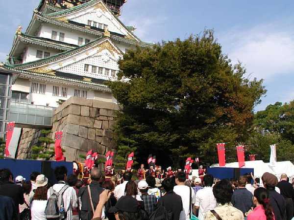 大阪城記念碑除幕式信州上田真田陣太鼓