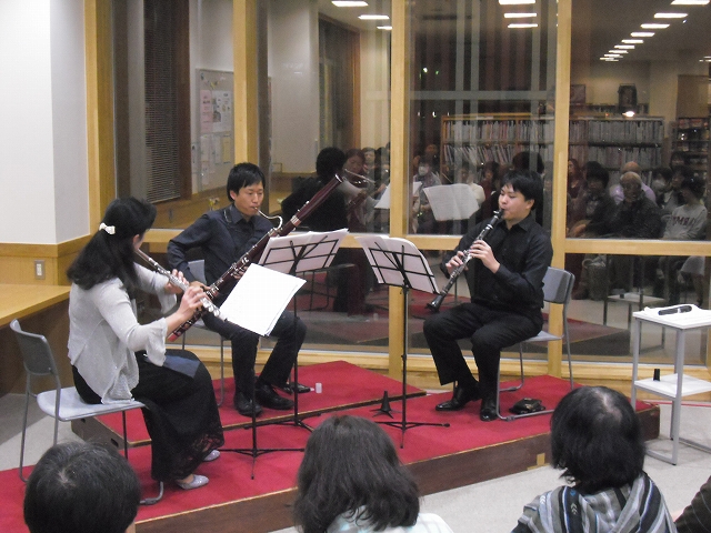 H29図書館コンサート2