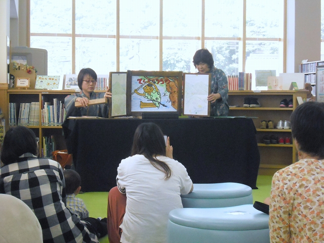 6月おはなし広場様子