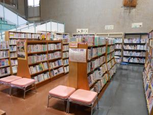 児童図書コーナー　写真