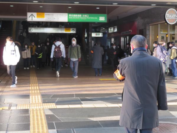 コロナ駅前街頭啓発2