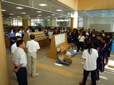 写真:真田中学校生徒達