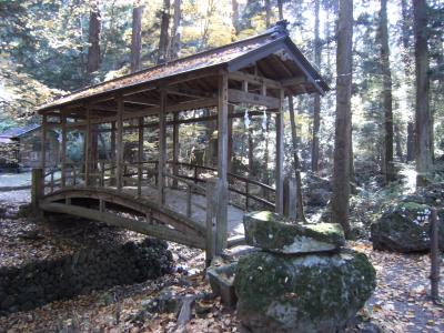 塩野神社太鼓橋