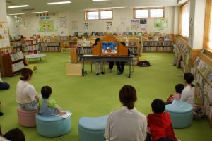 4月のおはなし広場②