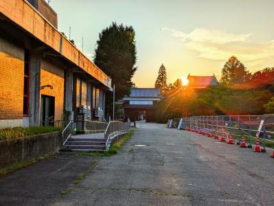 夕日の上田城
