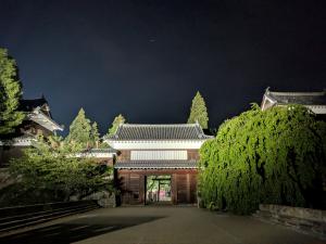 夜の櫓門
