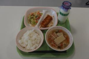給食の写真