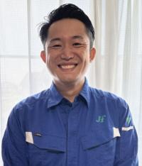 井上隊員