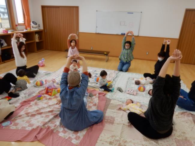 プレ親子のびのび広場①