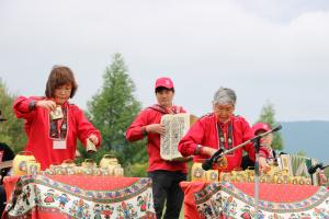 アルプホルン100本フェスティバル　カウベル演奏