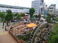 駅前イベントの様子　上から