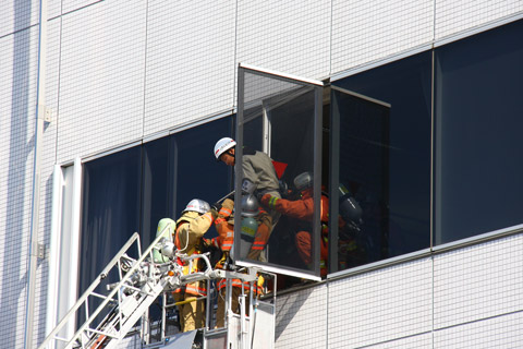 高所ビルからの救助2