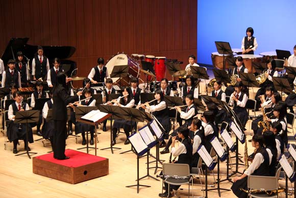 写真：第三中学校吹奏楽部の皆さん