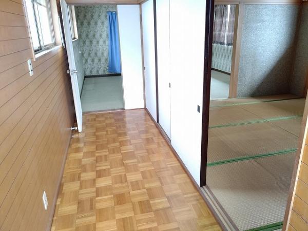 管理番号：1239（物件番号：UR-0155）の2階ホール