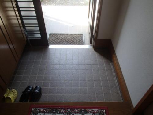 管理番号:3261(物件番号:UL-0281)玄関