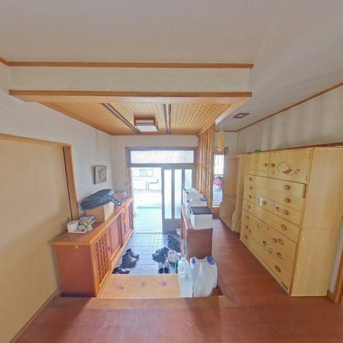 管理番号:1264(物件番号:UR-01198)玄関内側