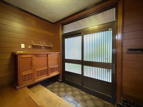 管理番号:3268(物件番号:UL-0296)玄関