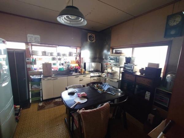 管理番号：2250（物件番号：UL-0218）のダイニングキッチン