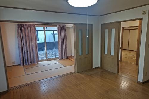 管理番号:2288(物件番号:UL-0295)リビング