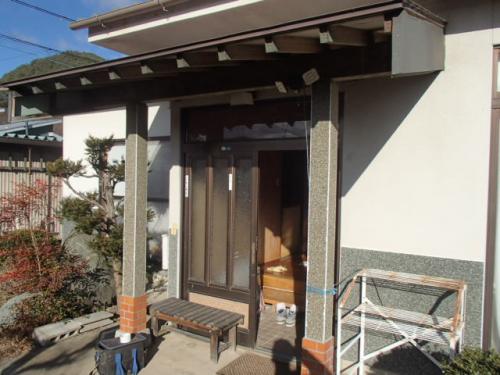 管理番号：5223（物件番号：UL-0297）玄関外側