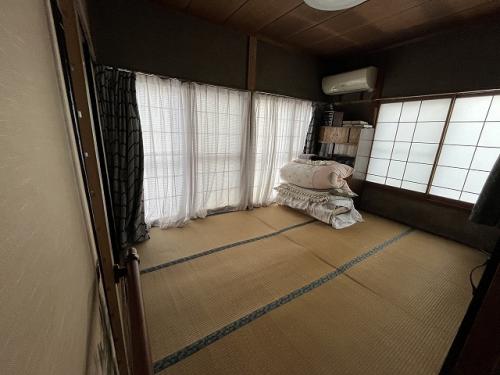 管理番号:1260(物件番号:UR-0190)の室内(3)