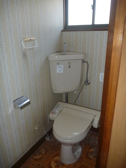 管理番号：1057物件番号：UR-0057）のトイレ